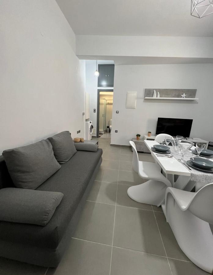 Thania'S House ,4 Minutes From The Center Of Hermoulis إرموبولّي المظهر الخارجي الصورة