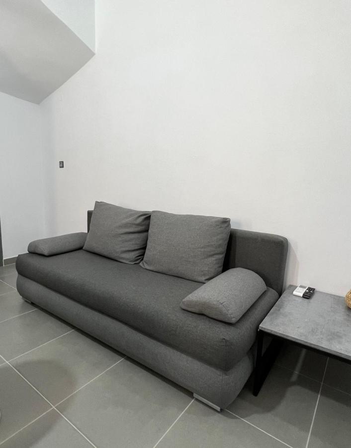 Thania'S House ,4 Minutes From The Center Of Hermoulis إرموبولّي المظهر الخارجي الصورة