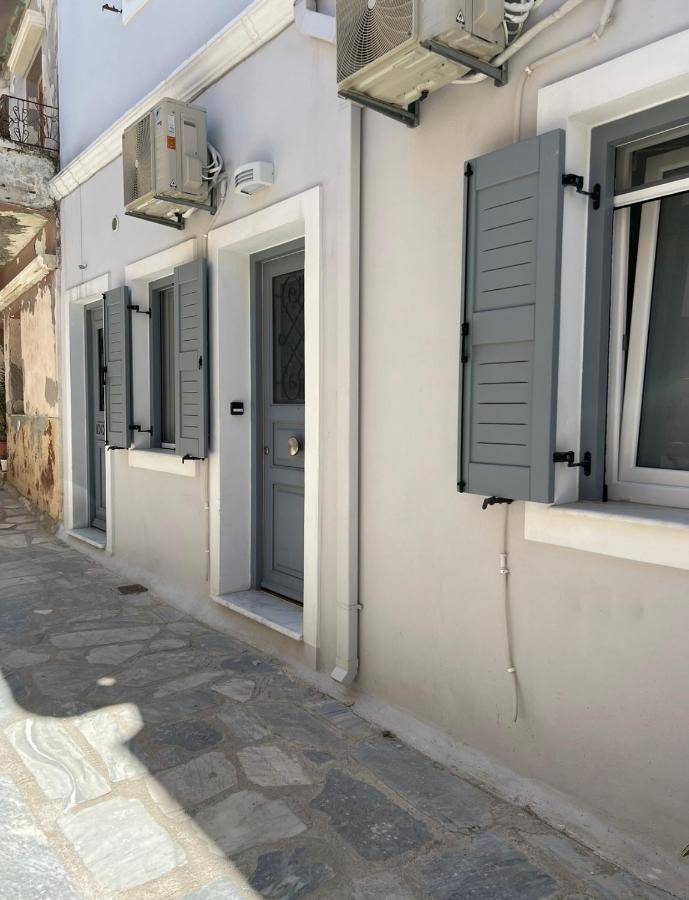 Thania'S House ,4 Minutes From The Center Of Hermoulis إرموبولّي المظهر الخارجي الصورة