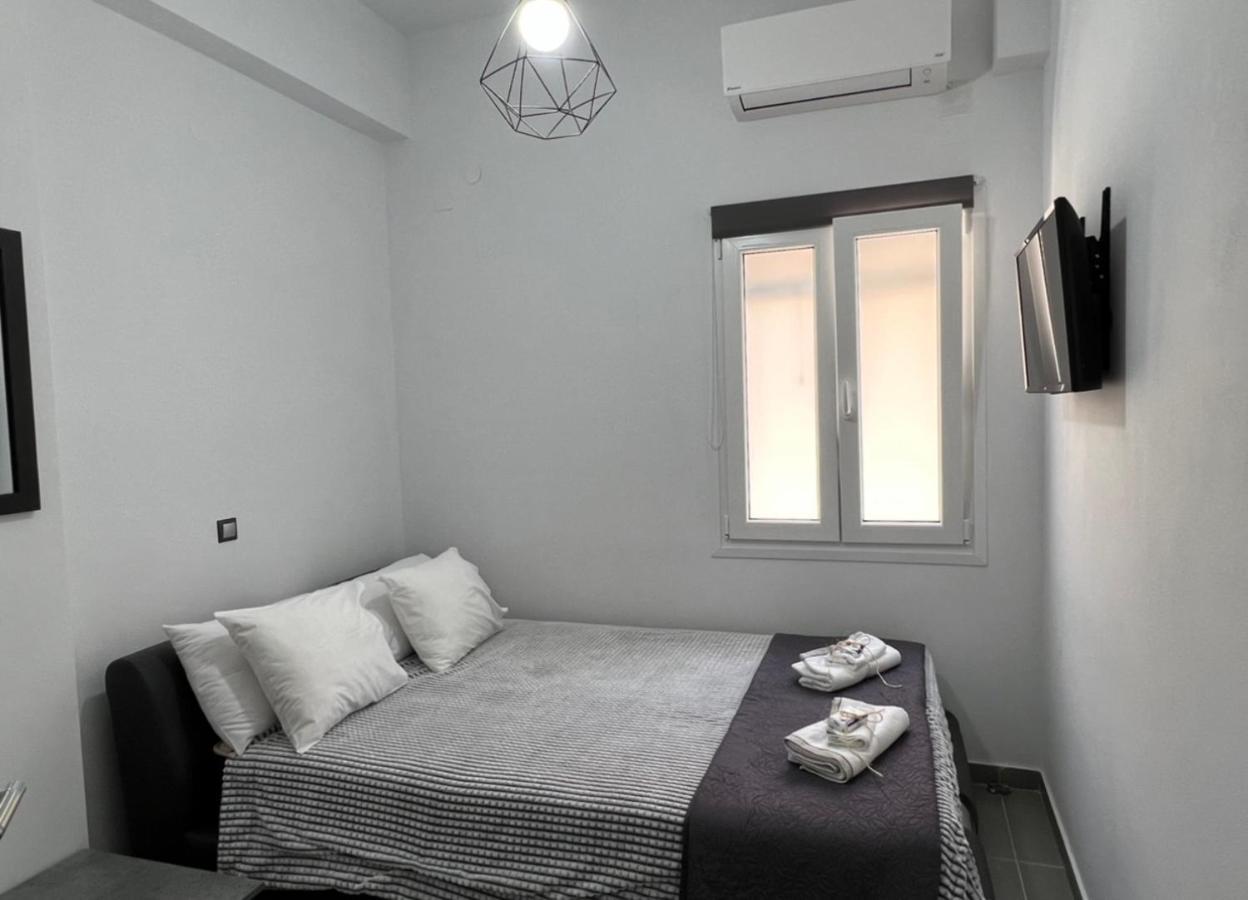 Thania'S House ,4 Minutes From The Center Of Hermoulis إرموبولّي المظهر الخارجي الصورة